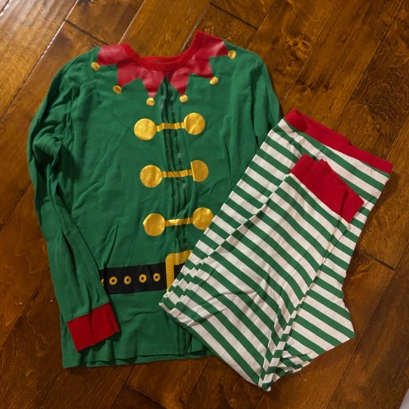 Other - SOLD❌❌❌Elf Pajamas ❤️